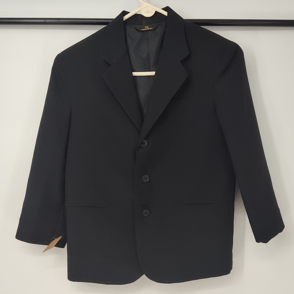 Van Heusen Boys Black Blazer - 3-Button Notch Lapel Size 10 Husky